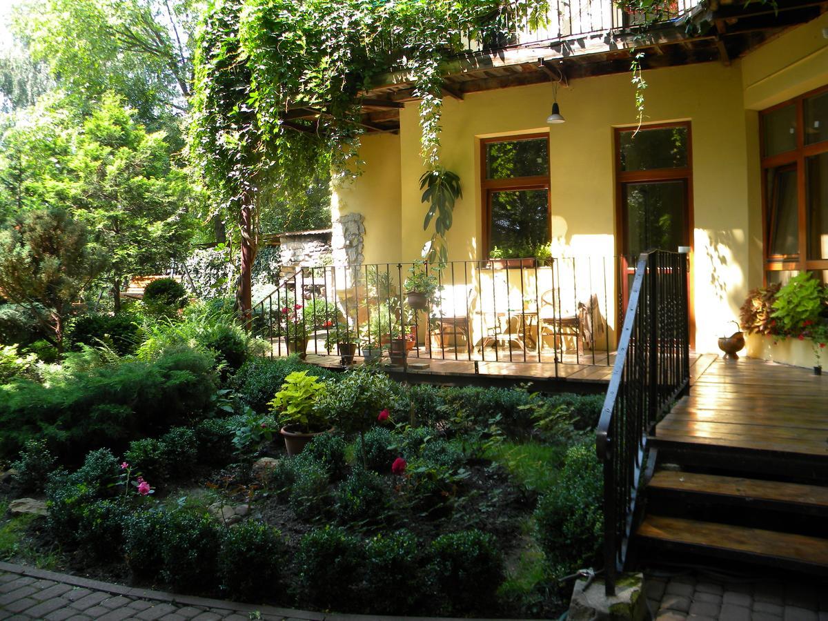 Studios At Anchevskih 3 Lviv Eksteriør billede